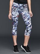 Gap Women Gfast Print Capris - Multi Logo