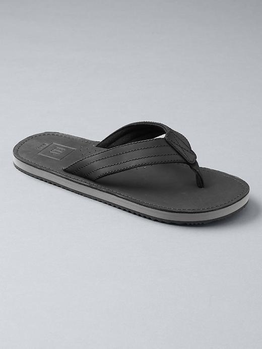Gap Men Simple Leather Flip Flops - True Black