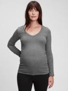 Maternity Modern V-neck T-shirt