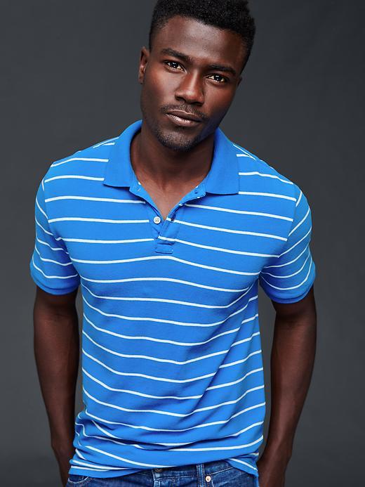 Gap Men Single Stripe Pique Polo - Blue Stripe