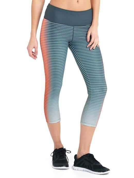 Gap Women Gfast Cross Train Gradient Stripe Capris - Side Gradient Coral