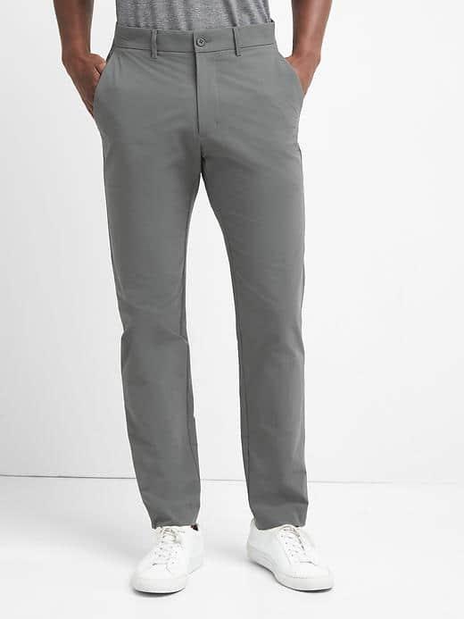 Gap Men Lightweight Slim Fit Performance Khakis - Pavement