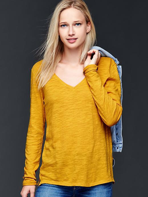 Gap Vintage Relaxed V Neck Tee - Rugby Gold