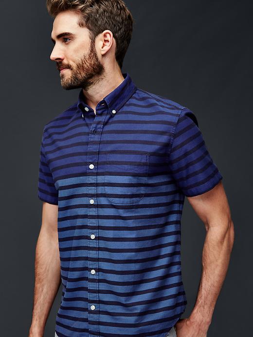 Gap Men Oxford Engineered Stripe Short Sleeve Standard Fit Shirt - Dark Night