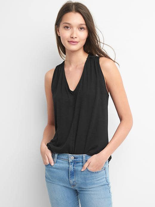 Gap Women Shirred V Neck Tank - True Black