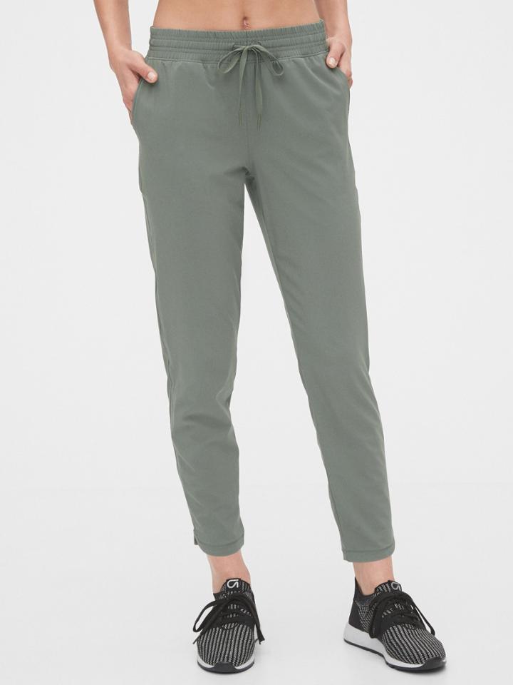 Gapfit Recycled Runaround Joggers