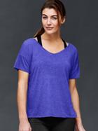 Gap Women Gapfit Breathe Air Studio Tee - Becca Blue