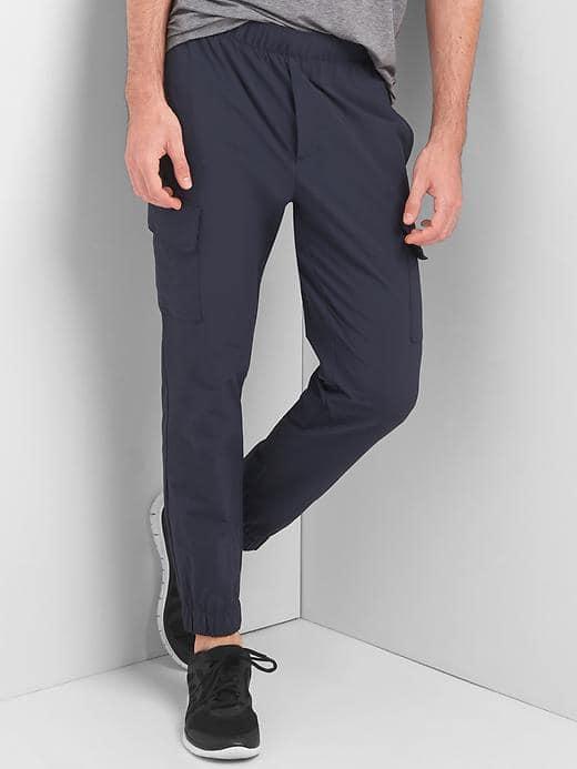 Gap Men Performance Cargo Joggers - True Indigo