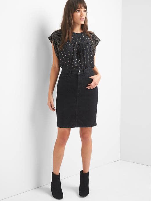 Gap Women Floral Flutter Top - True Black