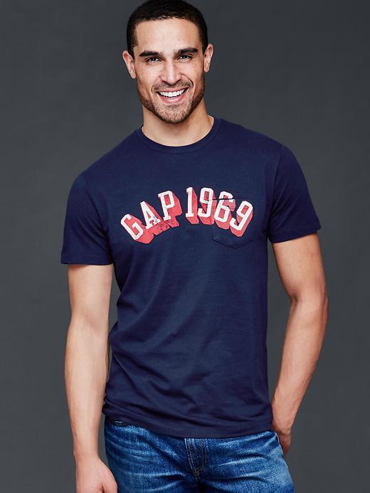 Gap Men Shadow Logo Pocket T Shirt - Dark Night