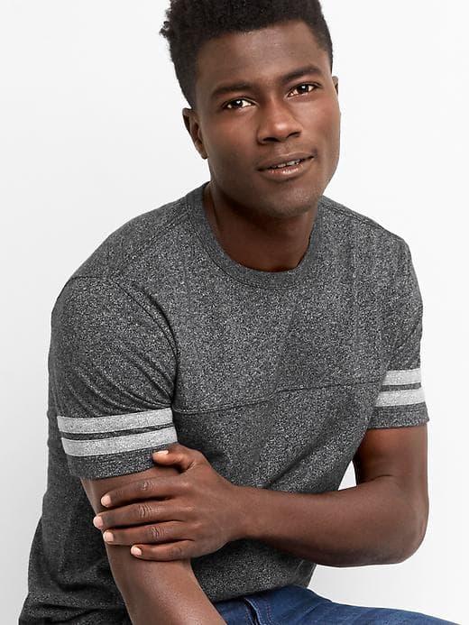 Gap Men Marled Football Tee - Charcoal Heather
