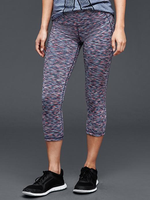 Gap Women Revolution Gfast Spacedye Capris - Pink Multi