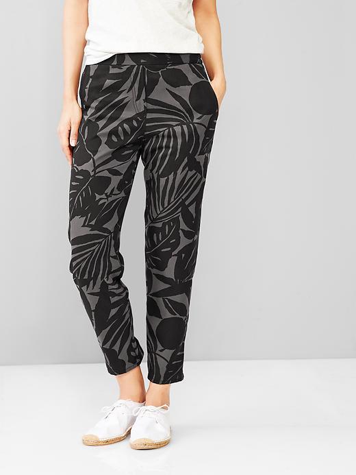 Gap Women Printed Tencel Jogger Pants - Palm Print