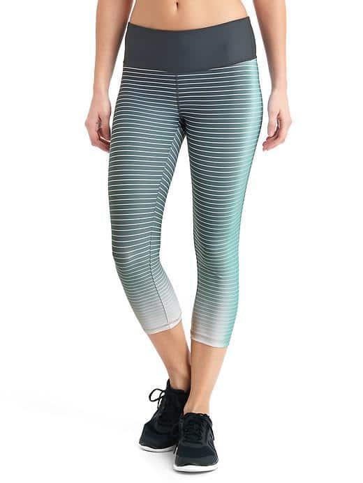 Gap Women Gfast Cross Train Gradient Stripe Capris - Side Gradient Aqua