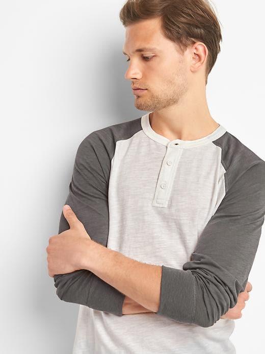 Gap Men Slub Baseball Henley - Pale Heather Grey