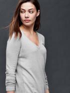 Gap Women Seamed V Neck Pullover Sweater - Heather Grey