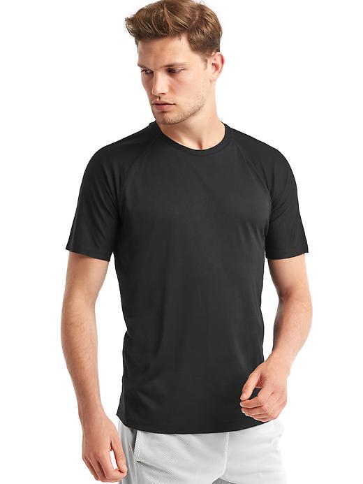 Gap Men Aeromesh Crewneck T Shirt - True Black