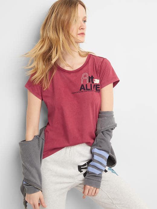 Gap Women Free City X Gap Artists Wanted Tee - Cinnabar Red