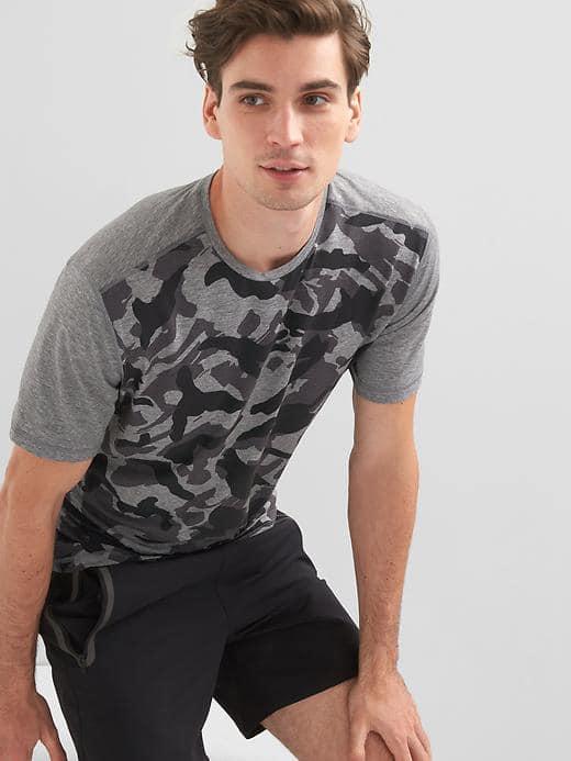 Gap Men Breathe Camo Tee - Grey Camo