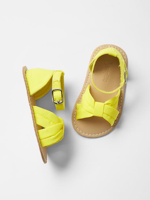 Gap Cross Strap Sandals - Neon Yellow