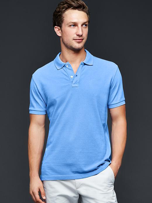 Gap Men Solid Pique Polo - Union Blue