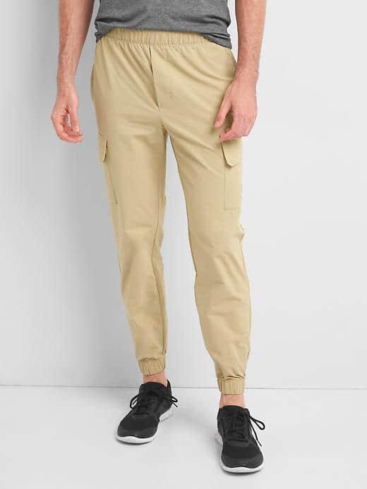 Gap Men Performance Cargo Joggers - Cargo Khaki