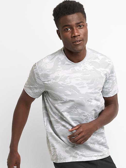 Gap Men Camo Mesh Crewneck T Shirt - Gray Camo