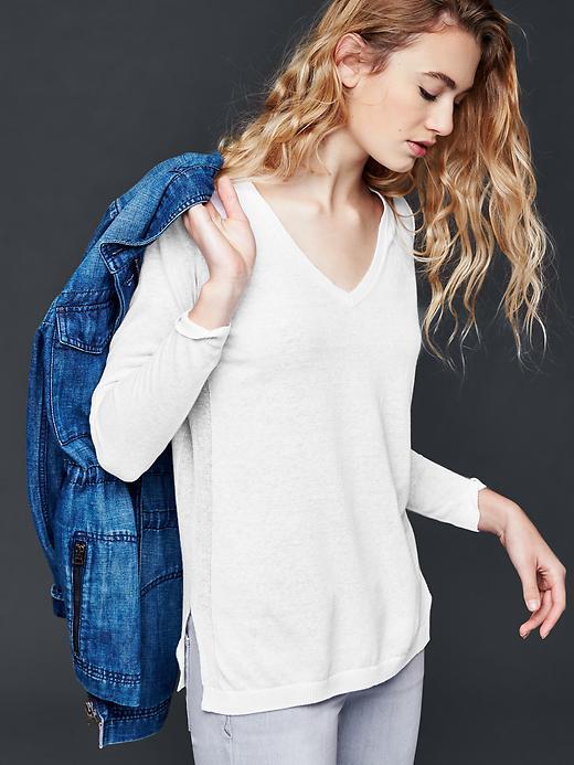 Gap Women Seamed V Neck Pullover Sweater - Optic White