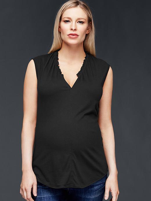 Gap Ruffle V Neck Top - True Black