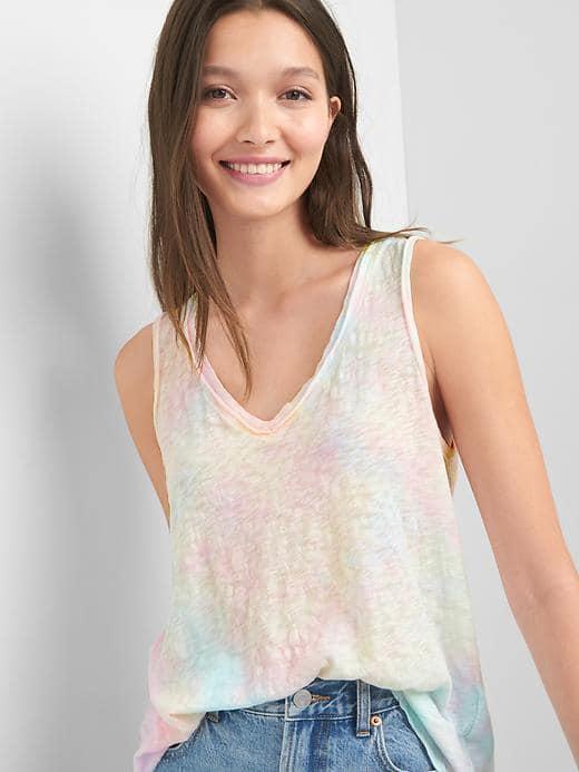 Gap Women V Back Tank - Rainbow