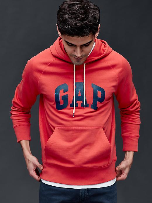 Gap Men Logo Heavyweight Pullover Hoodie - Weathered Red
