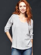 Gap Women Lace Trim Scoopneck Top - Grey Crystal