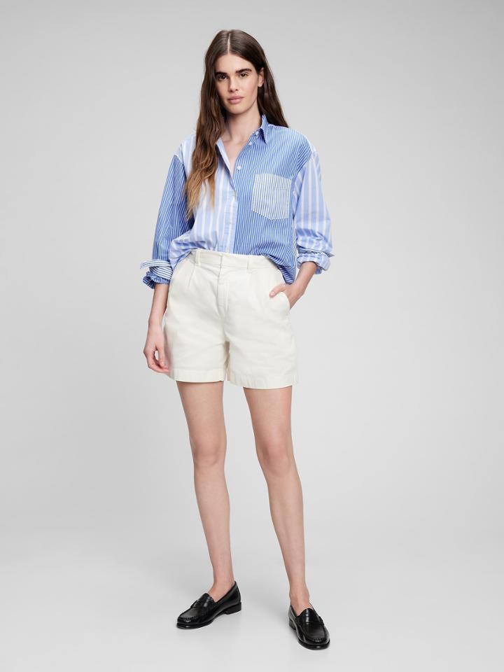 High Rise Pleated Khaki Shorts With Washwell