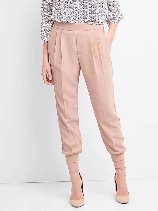 Gap Women Crepe Pleated Joggers - Fawn Beige