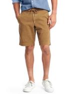 Gap Men Twill Jogger Shorts - Acorn
