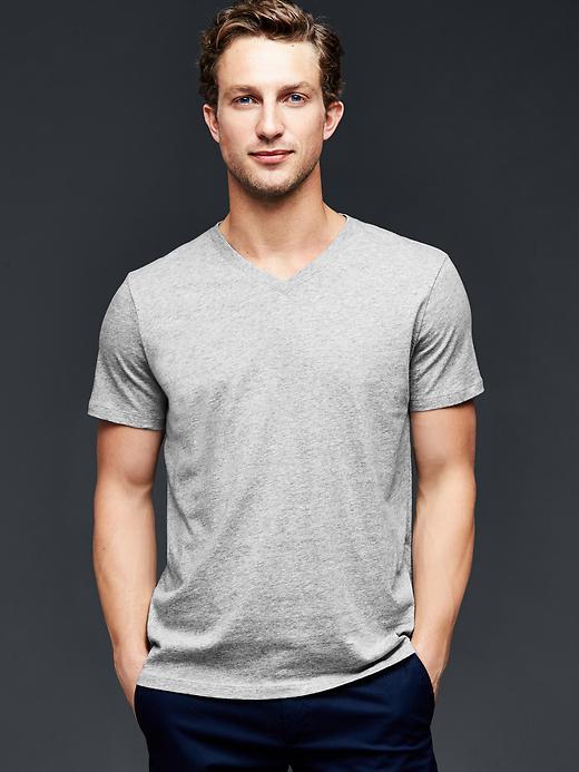 Gap Men Essential V Neck T Shirt - Grey Heather