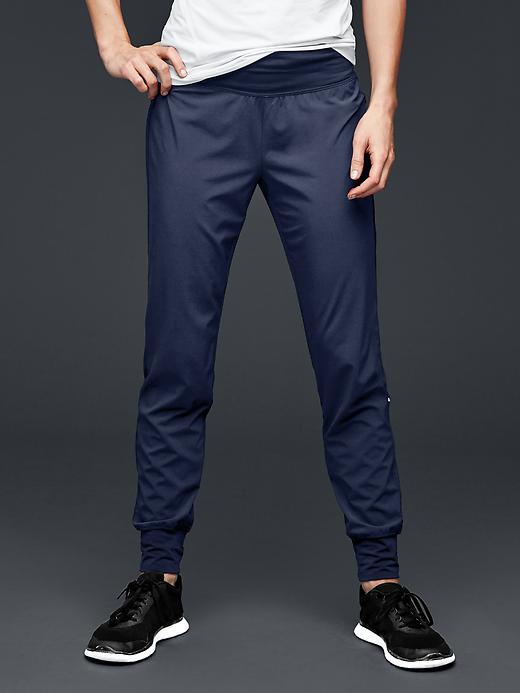 Gap Women Gapfit Woven Street Joggers - True Indigo 2
