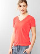 Gap Women Gapfit Breathe V Neck Tee - Neon Coral Flame