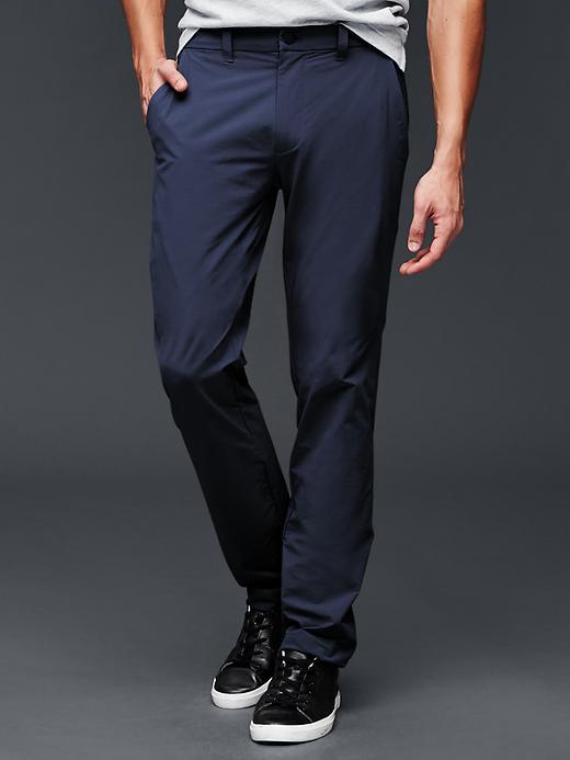 Gap Men Performance Khaki Slim Fit - True Indigo