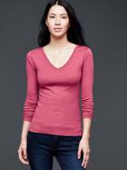 Gap Women Modern Long Sleeve V Neck Tee - Raspberry Glaze