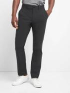 Gap Men Lightweight Slim Fit Performance Khakis - True Black