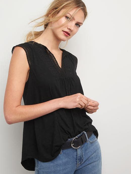 Gap Women Sleeveless Eyelet Top - True Black
