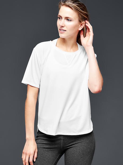 Gap Women Gapfit Breathe Shirttail Tee - White
