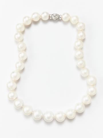 Vendoro Pearl & Diamond Twisted Clasp Necklace