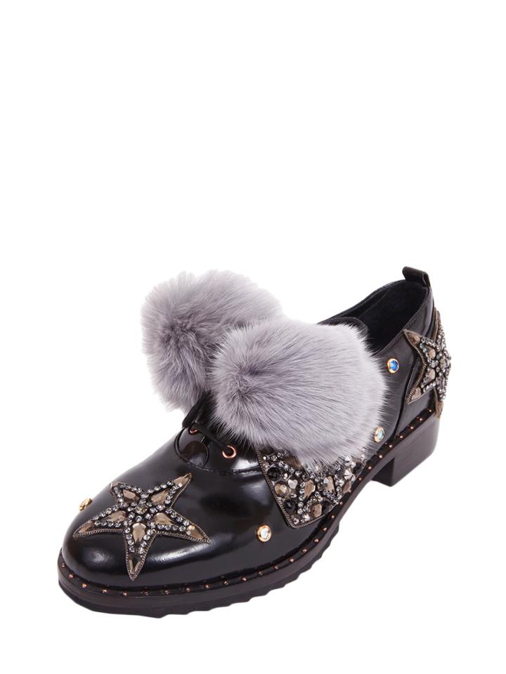 Ivy Kirzhner Barnum Pom-pom Oxford