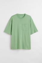 H & M - Relaxed Fit Pocket-detail T-shirt - Green