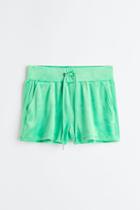 H & M - Velour Shorts - Green