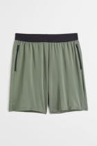 H & M - Mesh Sports Shorts - Green