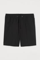 H & M - Slim Fit Tailored Shorts - Black