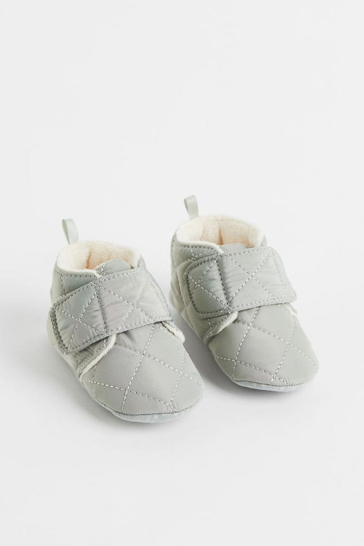 H & M - Quilted Slippers - Green